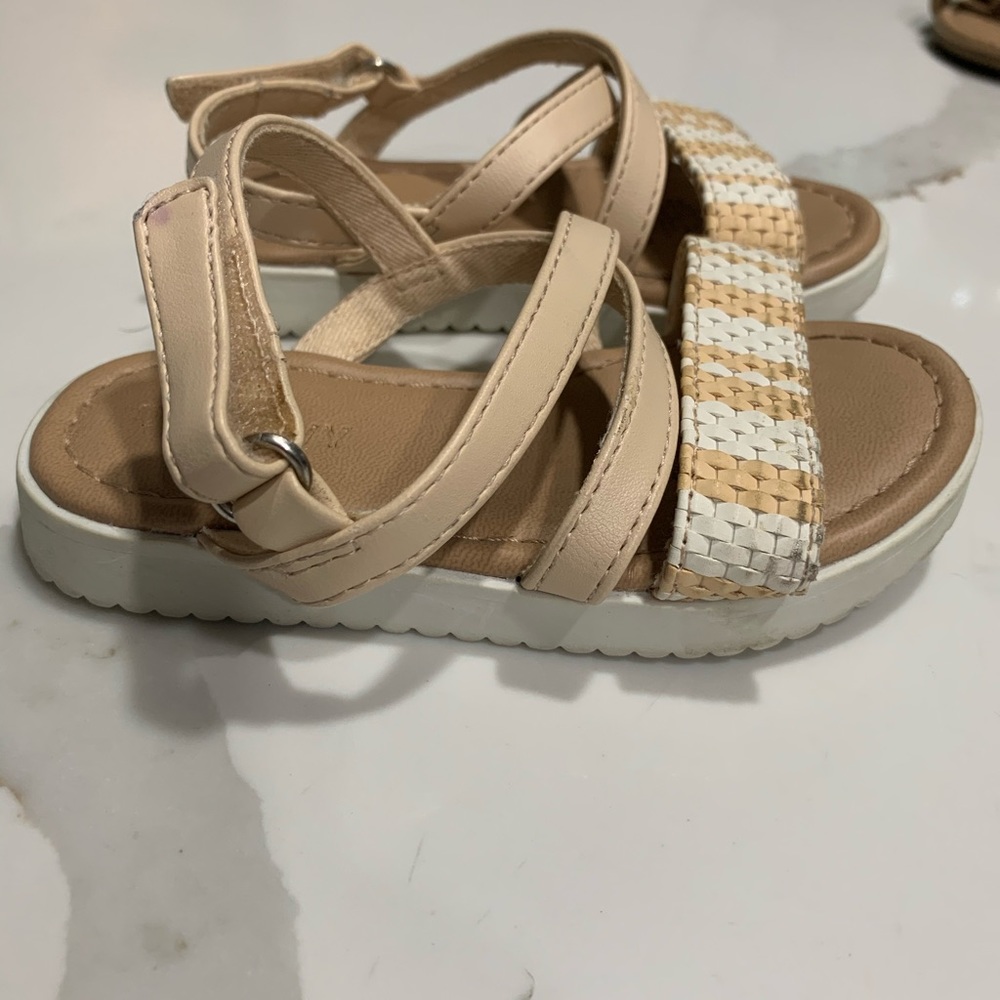 Sandals - Picture 2 of 3